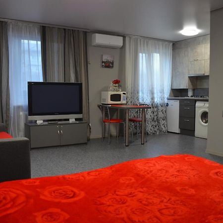 Апартаменти По Проспекту Поля Будинок 90 Dnipro Bagian luar foto